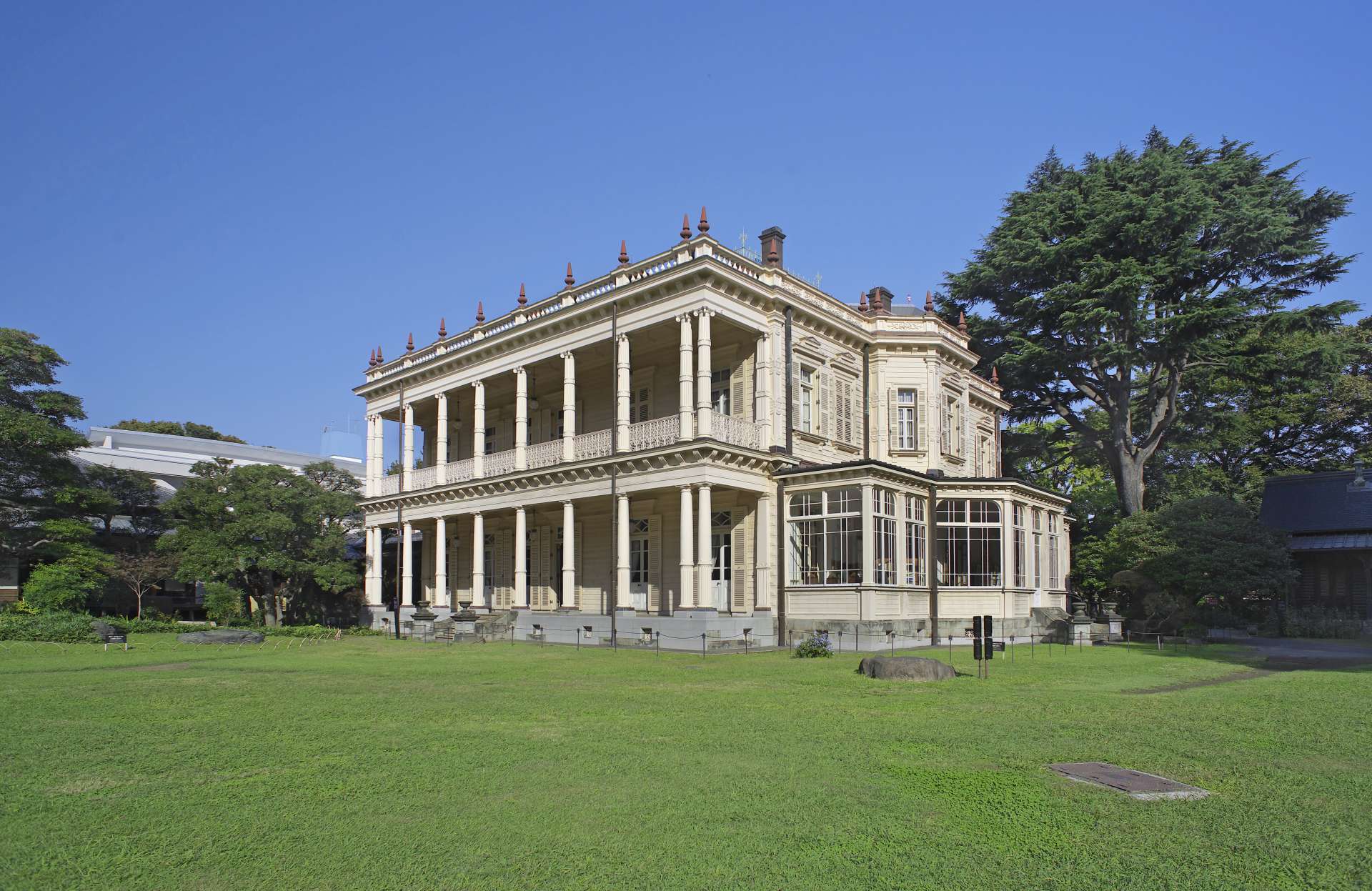 Attractions of the Former Iwasaki Residence Garden, an Important Cultural Property and Guide to Visiting