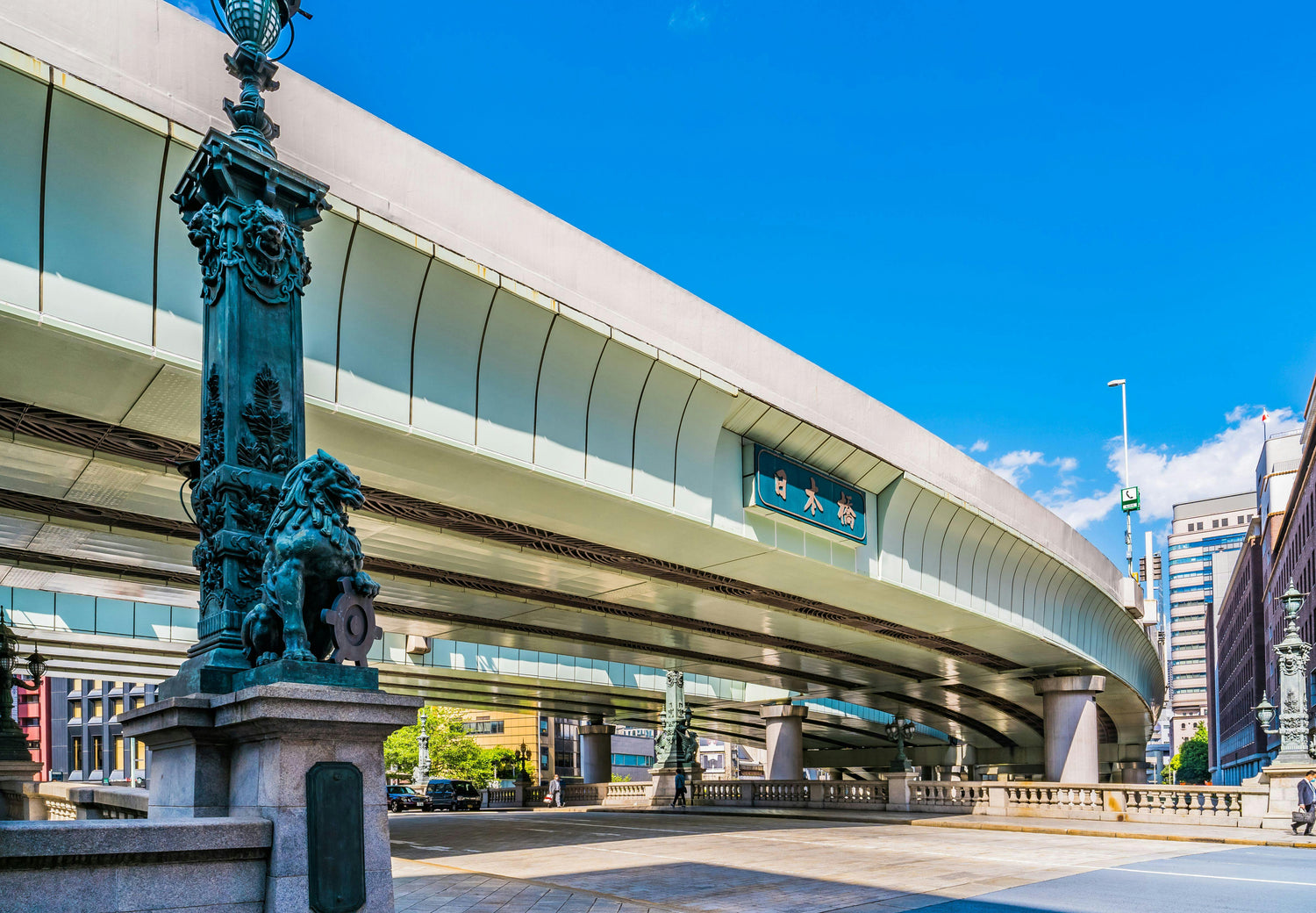 Complete Guide to Sightseeing in Nihonbashi: A Spot Where Edo Elegance Meets Modern Charm