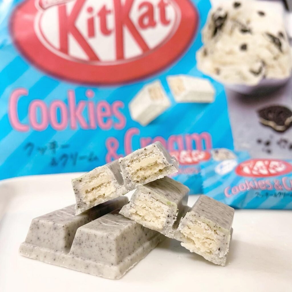 Nestle Kit Kat Mini Cookies &amp; Cream 10pcs - NihonMura